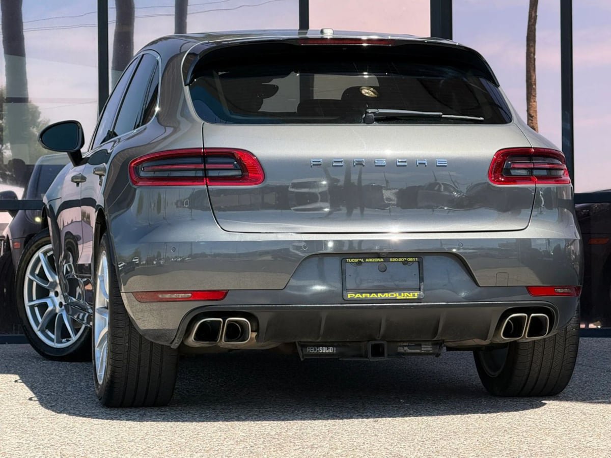 Used 2016 Porsche Macan Turbo AWD/4WD image 8