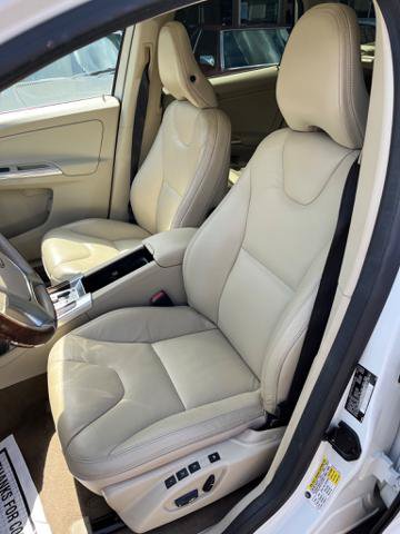 Used 2012 Volvo XC60 3.2 Premier FWD image 11