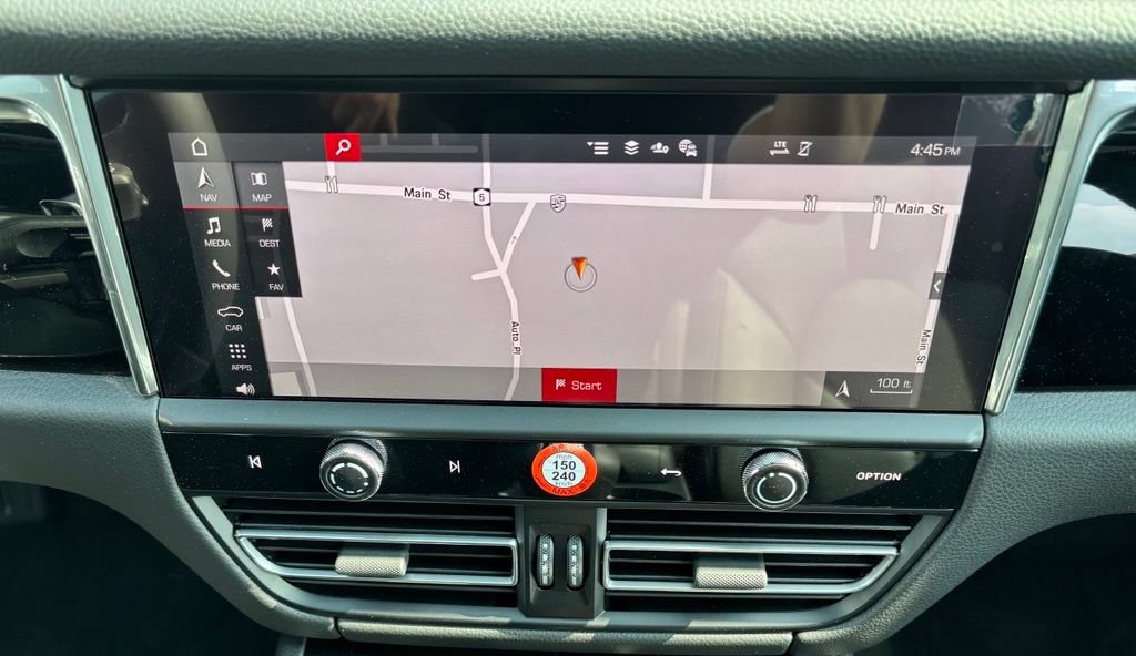 New 2026 Porsche Macan AWD/4WD image 28
