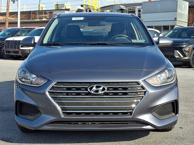 Used 2020 Hyundai Accent SE image 2