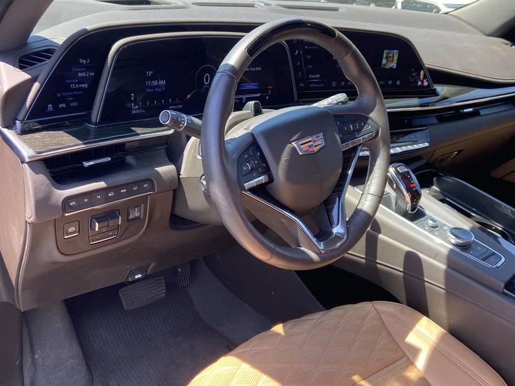 Used 2023 Cadillac Escalade ESV Sport w/ LPO, ONYX Package AWD/4WD image 7