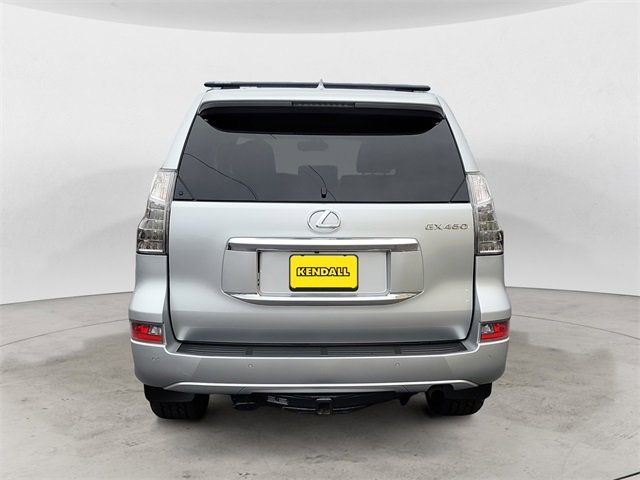 Used 2017 Lexus GX 460 image 4