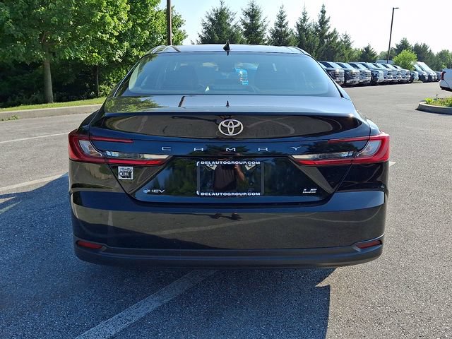Used 2025 Toyota Camry LE FWD image 5