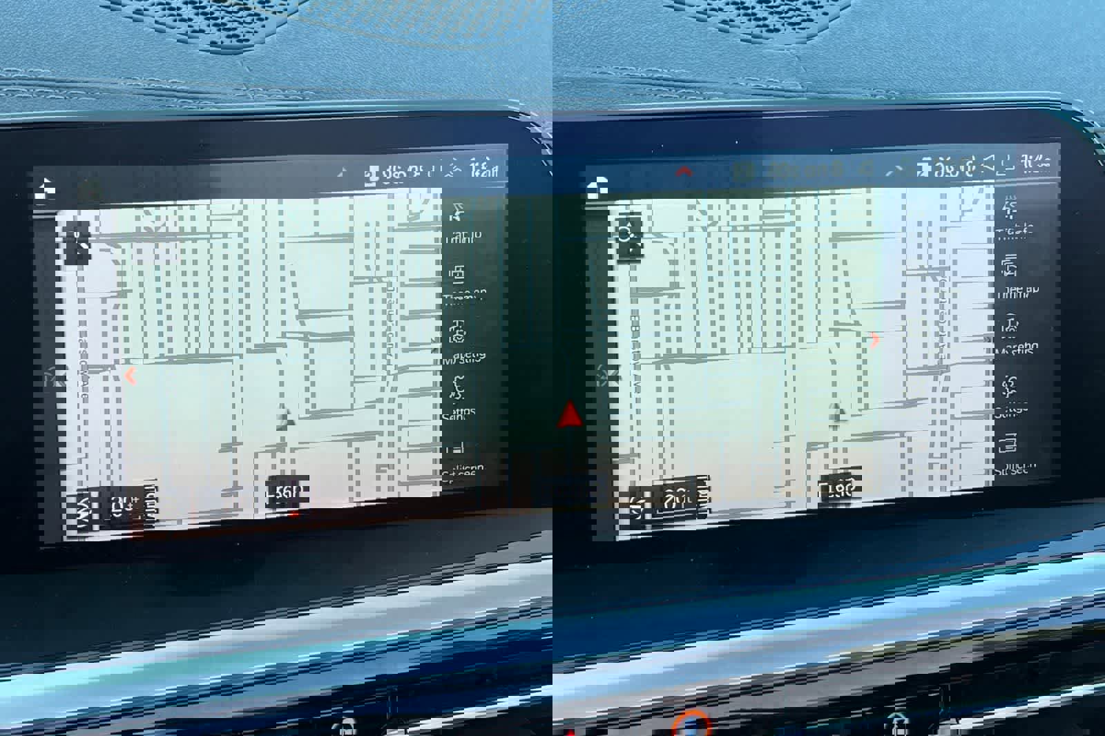 Used 2025 BMW Z4 M40i w/ Edition image 19