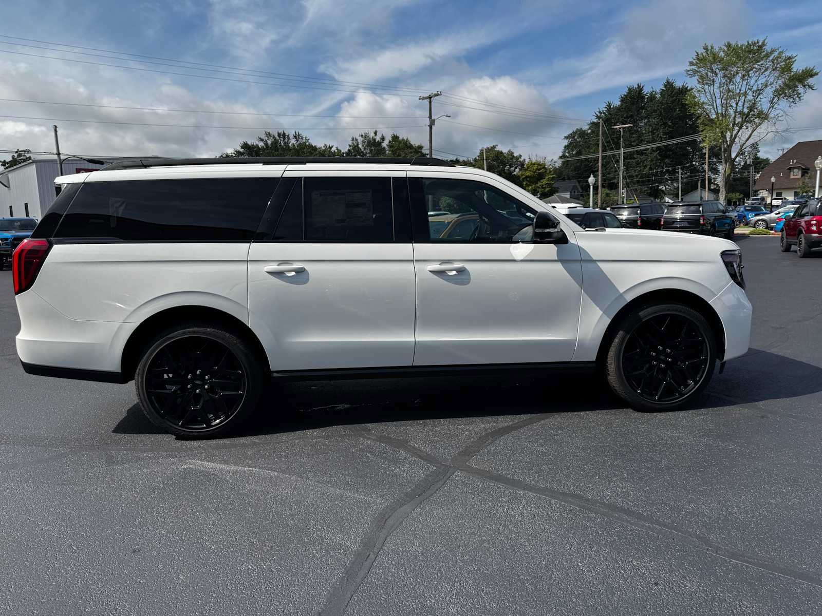 New 2027 Ford Expedition Max Platinum w/ Stealth Performance Package AWD/4WD image 11