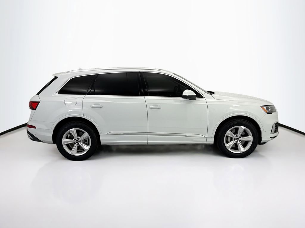 Certified 2023 Audi Q7 2.0T Premium Plus w/ Premium Plus Package image 4