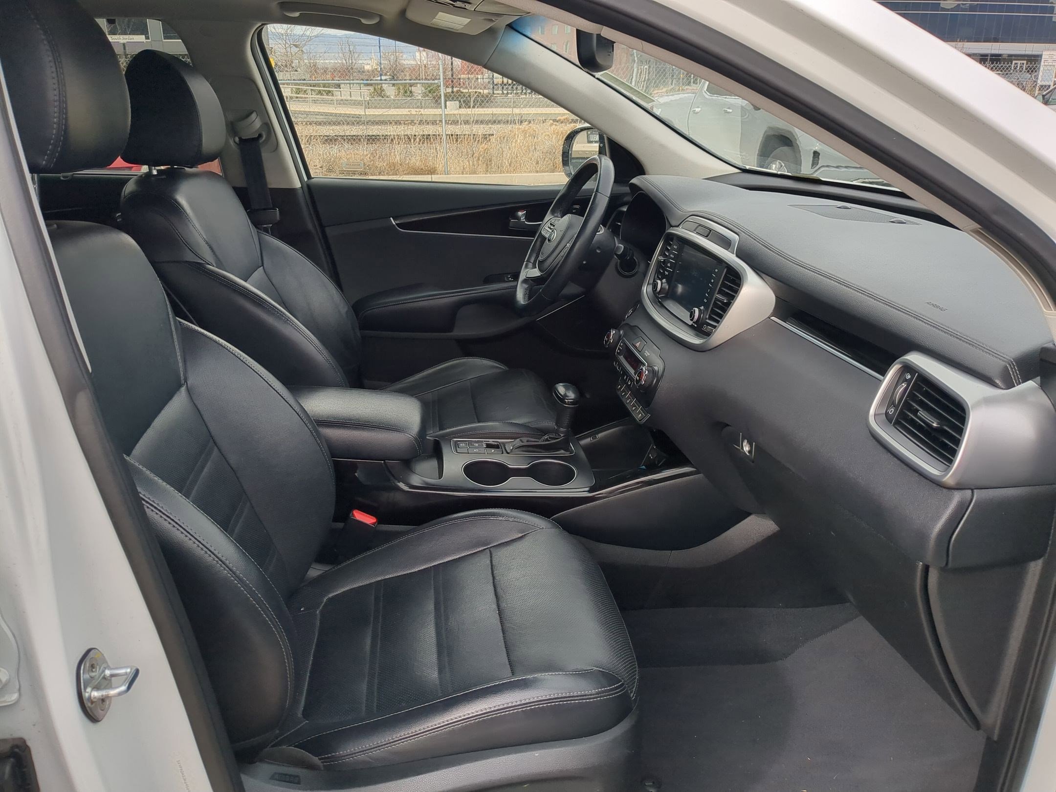 Used 2019 Kia Sorento SX w/ SX Touring Package image 29
