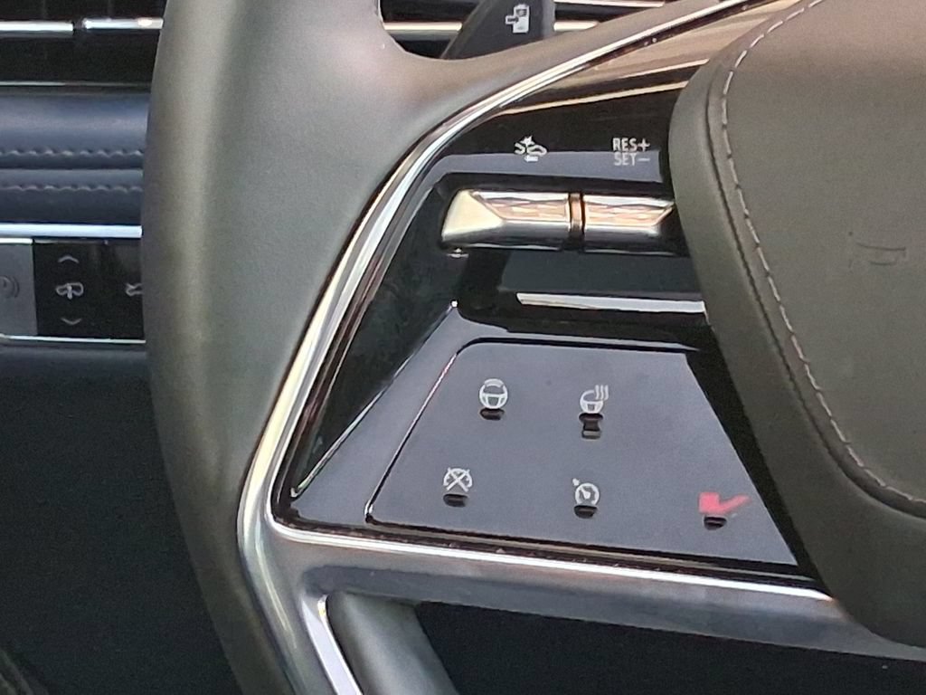 New 2026 Cadillac Escalade IQ Luxury 2 AWD/4WD image 12