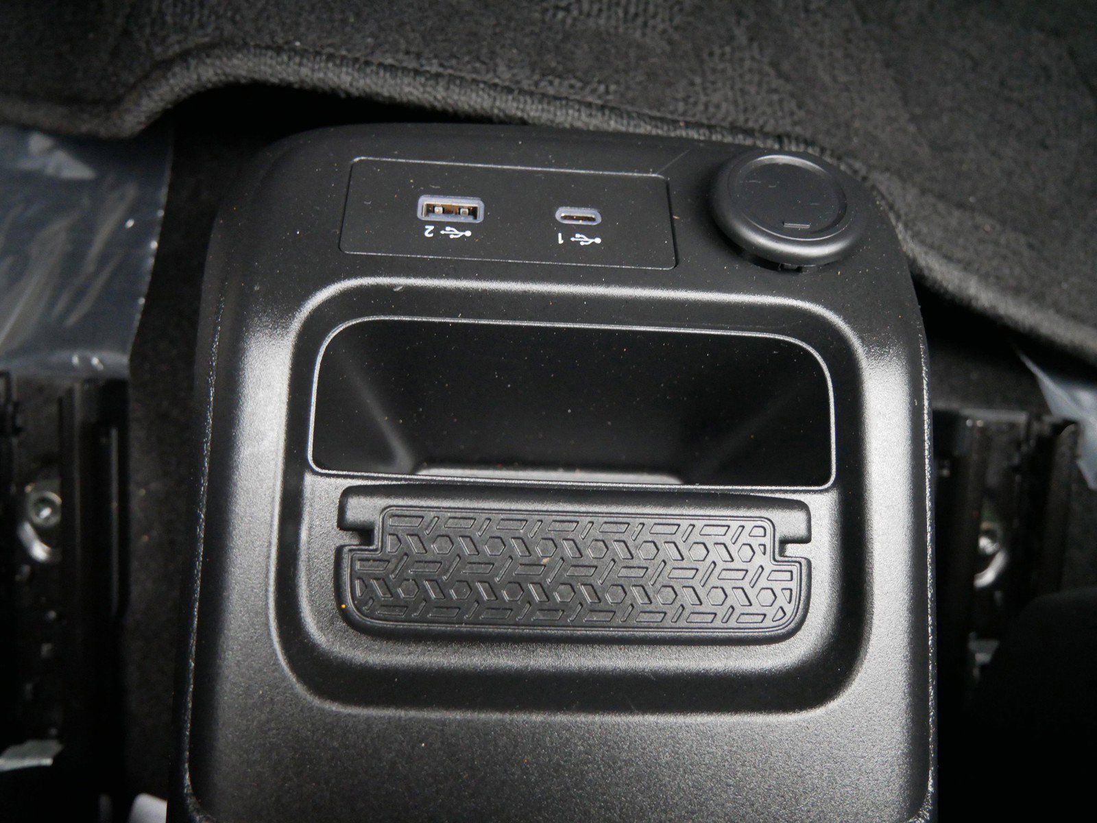 Certified 2024 Nissan Ariya AWD image 31