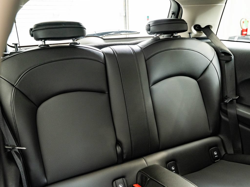 Used 2018 MINI Cooper 2-Door Hardtop FWD image 42