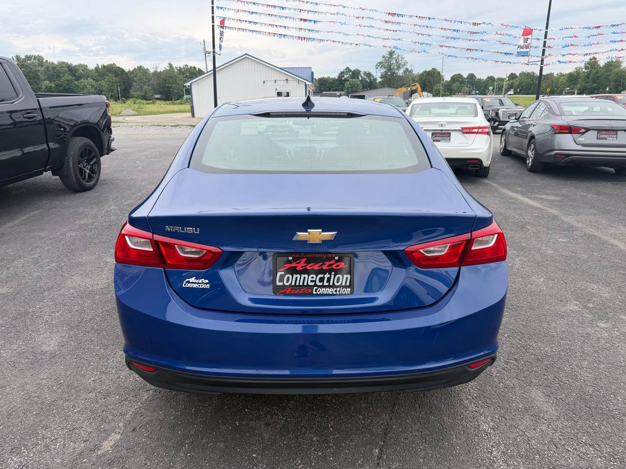 Used 2023 Chevrolet Malibu LS FWD image 5
