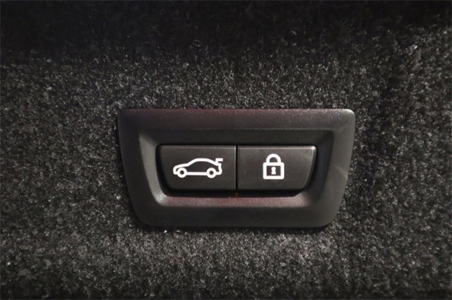 Used 2022 BMW M3 w/ Executive Package image 38