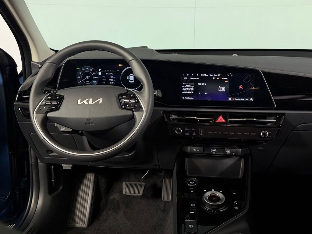 Used 2025 Kia Niro Wind FWD image 12