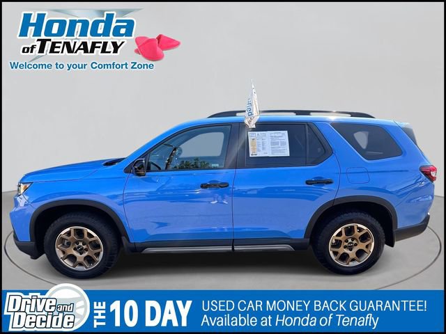 Certified 2024 Honda Pilot TrailSport image 6