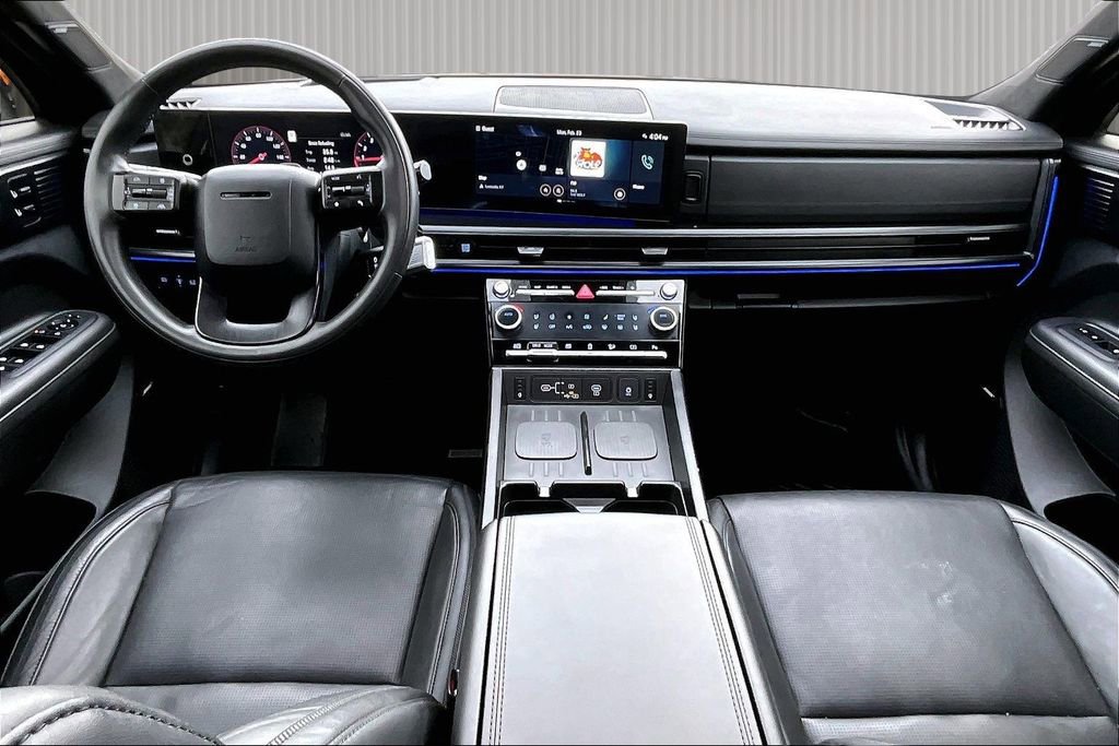 Used 2025 Hyundai Santa Fe Calligraphy image 16