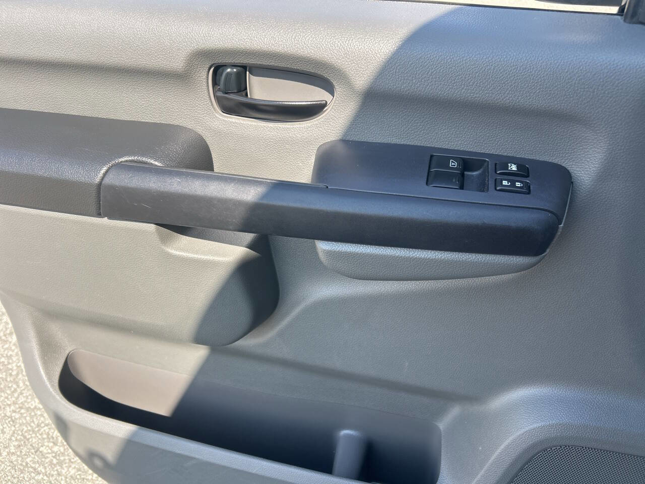 Used 2019 Nissan NV 1500 SV image 11
