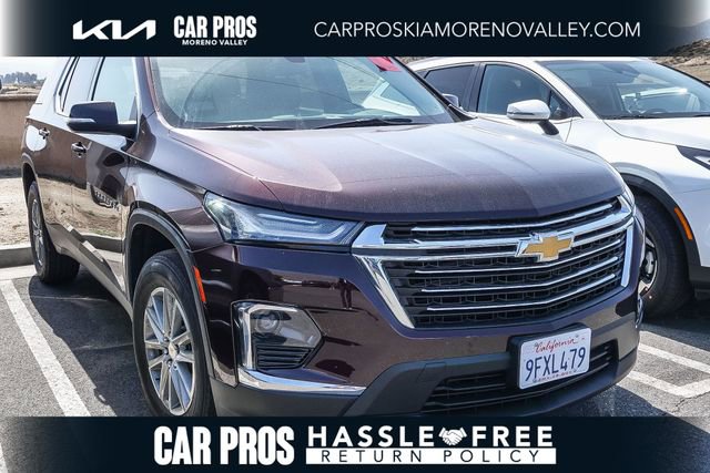 Used 2023 Chevrolet Traverse LT FWD image 1