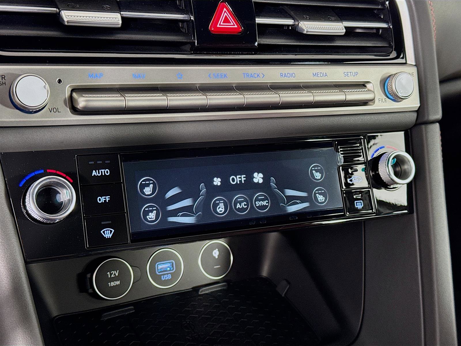 New 2025 Genesis G70 3.3T Advanced w/ Sport Prestige Package image 18