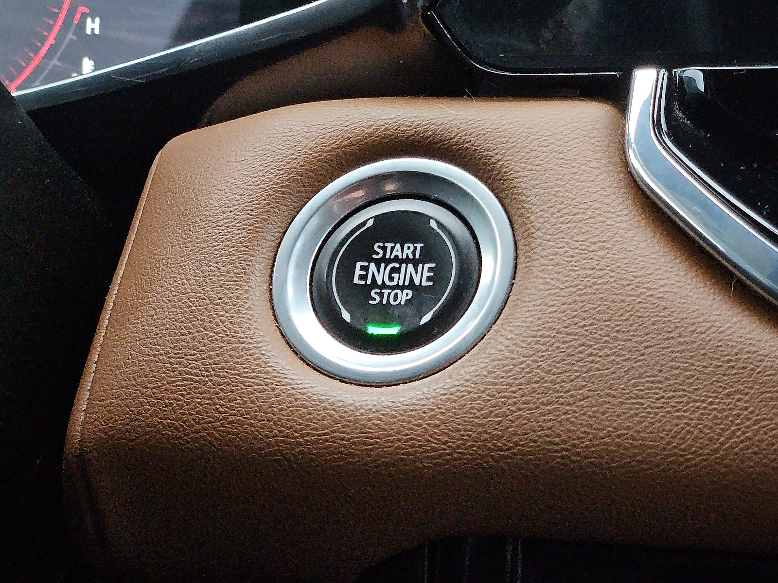 Used 2023 GMC Canyon AT4 image 23