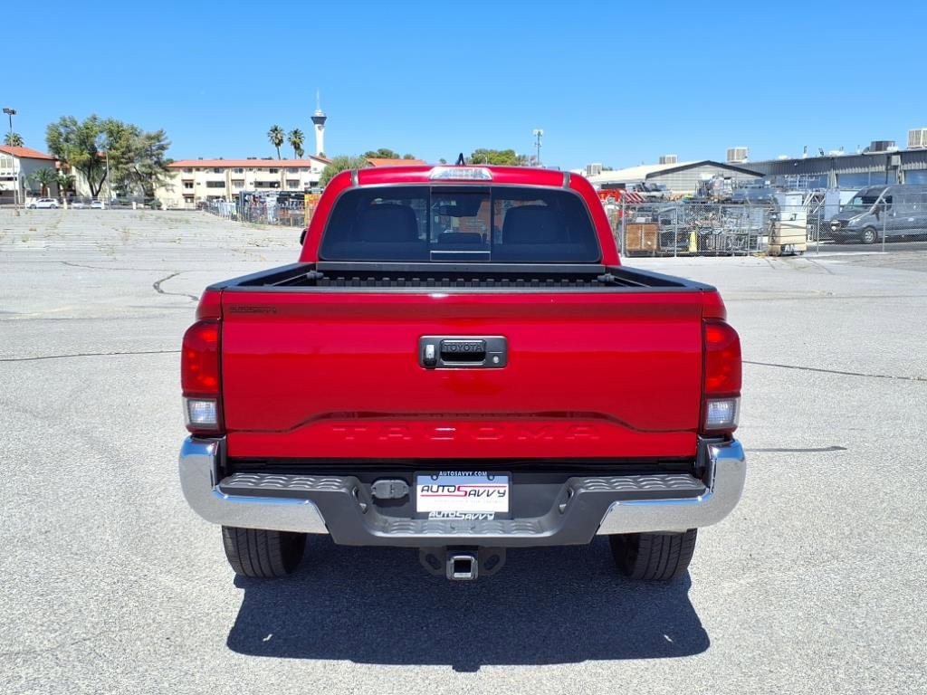 Used 2019 Toyota Tacoma TRD Sport image 6