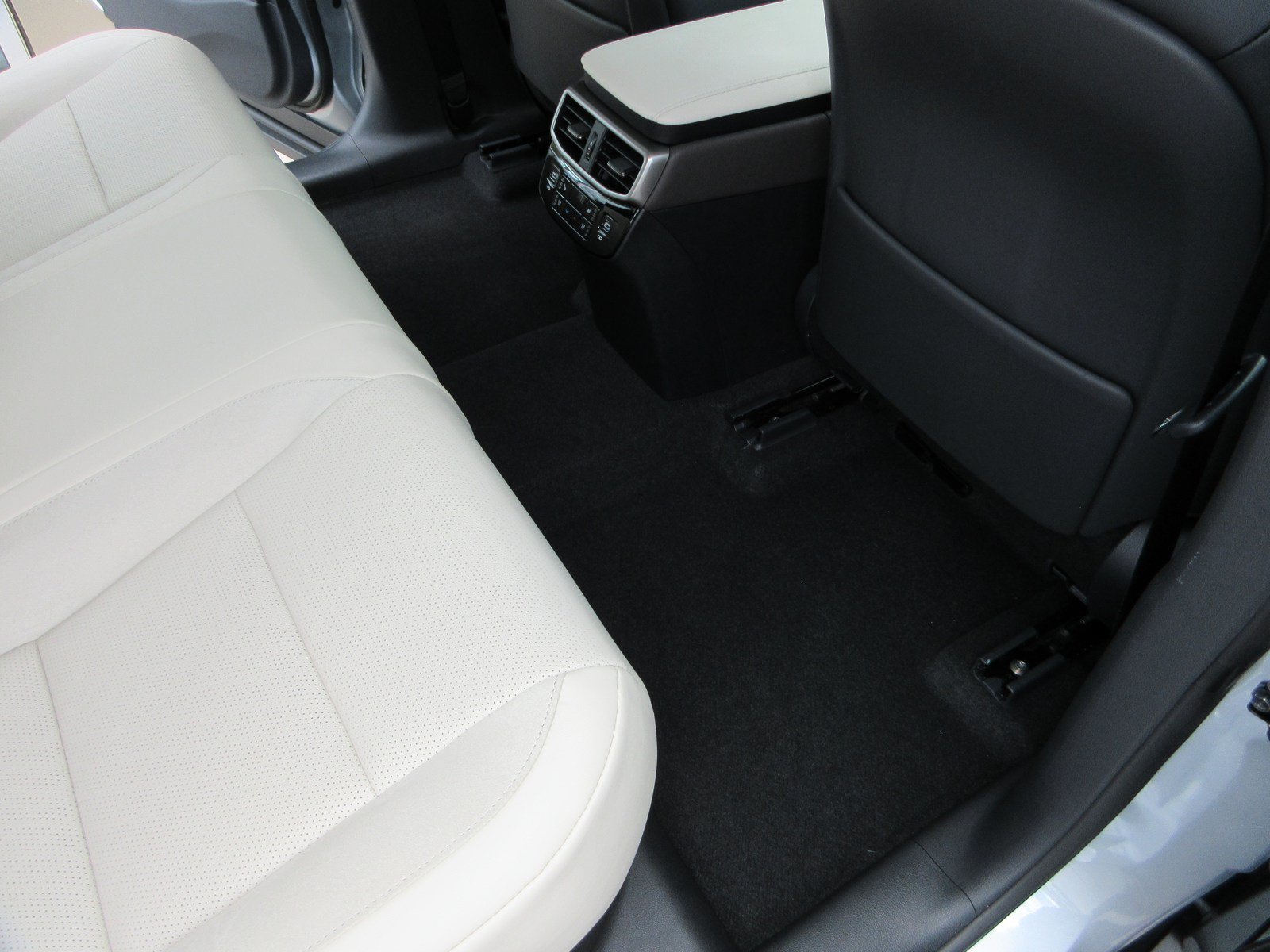 Used 2026 Lexus RX 350 AWD w/ Convenience Package image 21