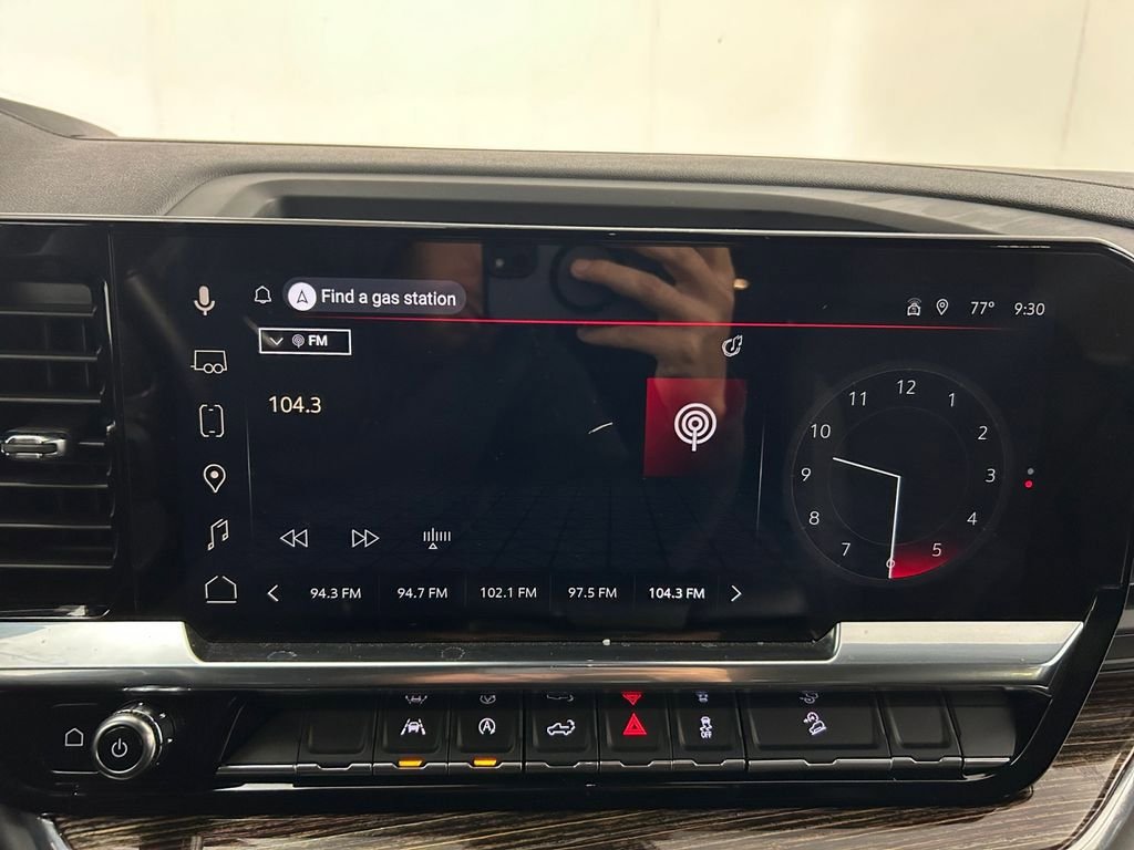 Used 2024 GMC Sierra 1500 Elevation AWD/4WD image 11
