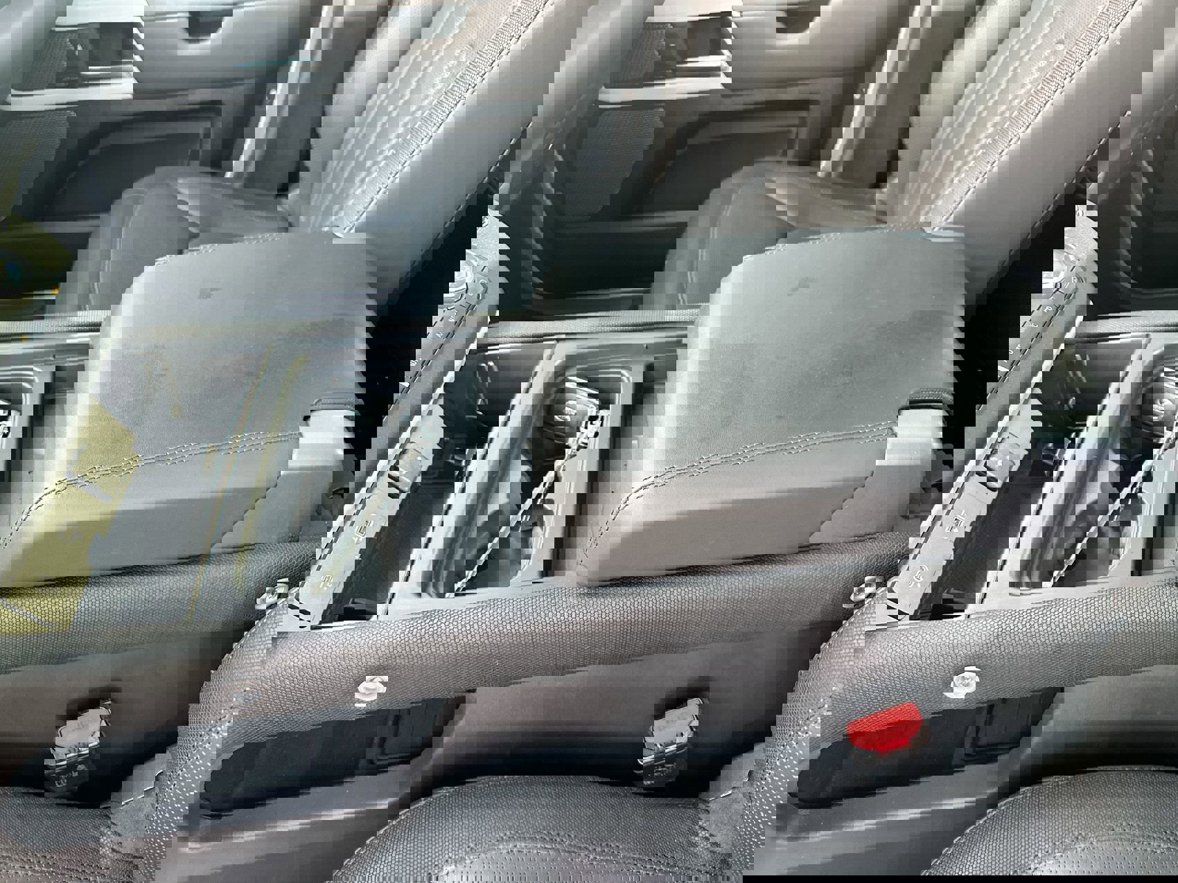 Used 2021 Land Rover Defender 110 X-Dynamic HSE image 21