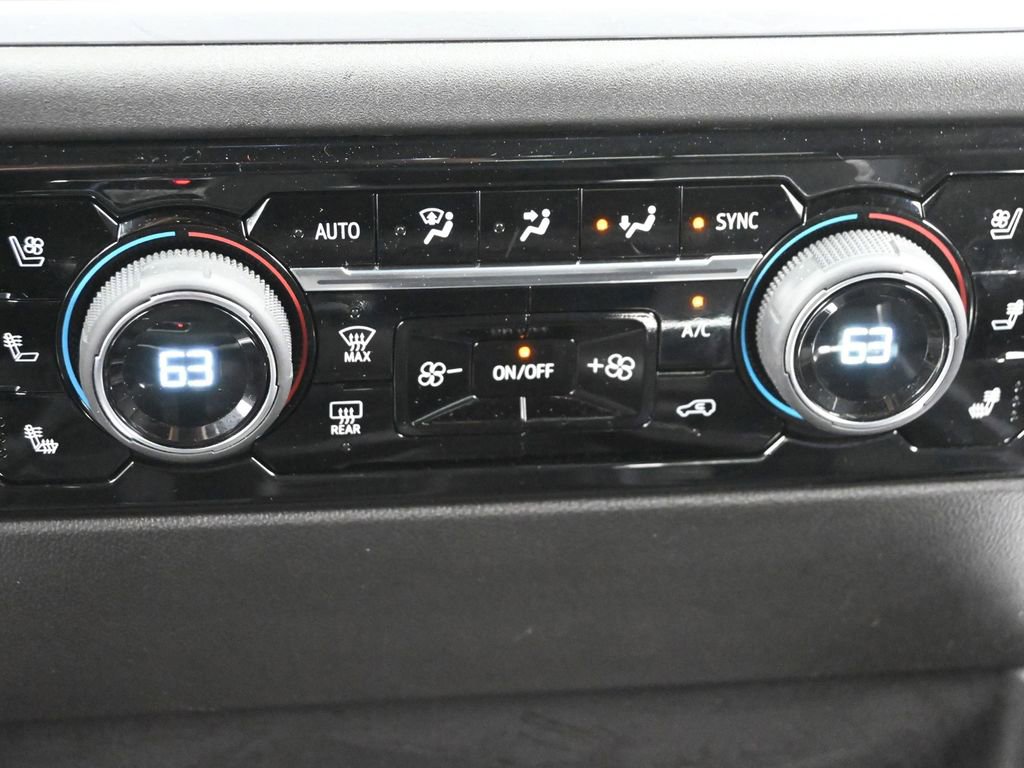 Used 2023 Chevrolet Silverado 1500 LTZ w/ LTZ Premium Package image 16