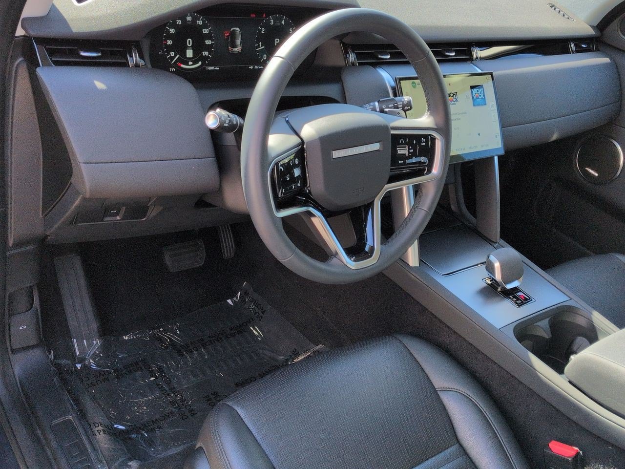 Used 2025 Land Rover Discovery Sport S AWD/4WD image 9