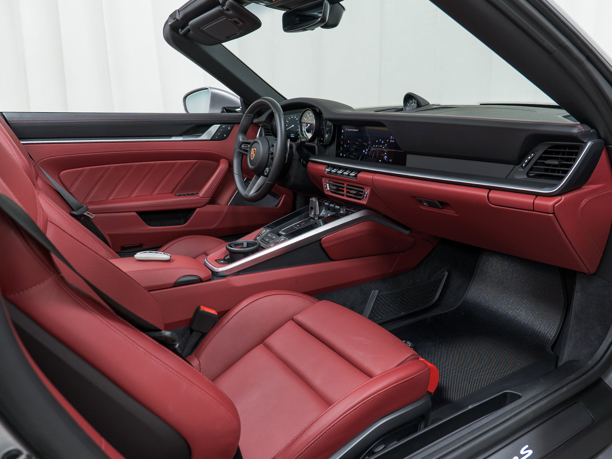 Certified 2024 Porsche 911 Turbo S image 31