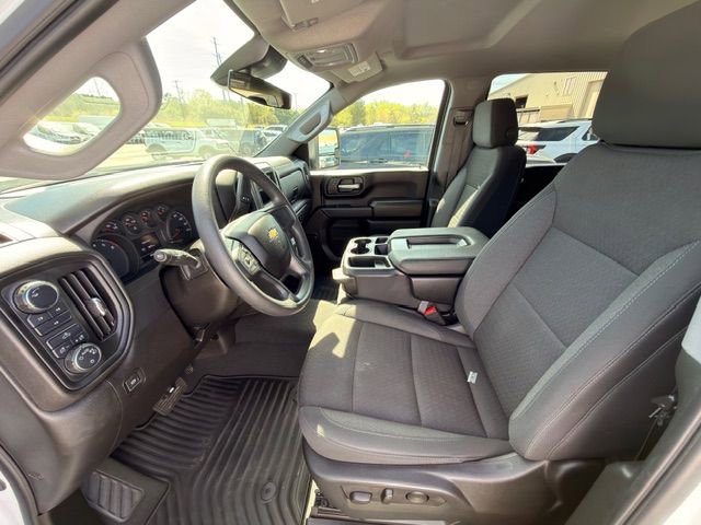 Used 2025 Chevrolet Silverado 2500 Custom w/ Custom Convenience Package image 10