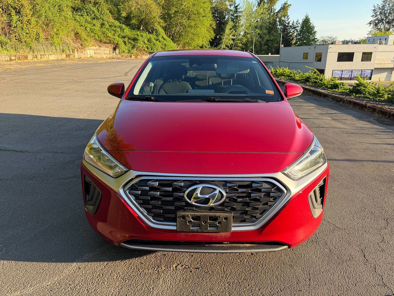 Used 2020 Hyundai Ioniq Blue FWD image 4