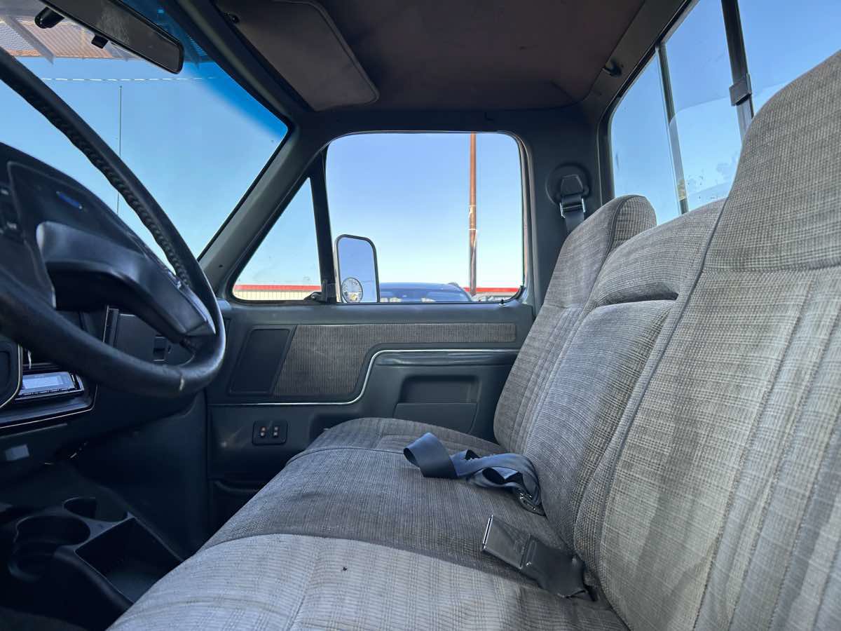 Used 1989 Ford F250 4x4 Regular Cab image 17