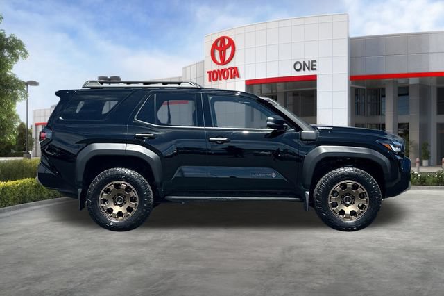 Certified 2025 Toyota 4Runner Trailhunter AWD/4WD image 3