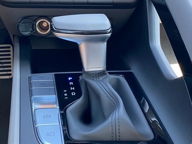New 2025 Hyundai Elantra SEL image 18