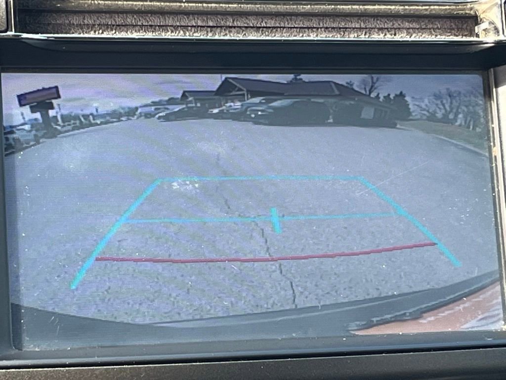 Used 2015 Toyota RAV4 LE AWD/4WD image 14