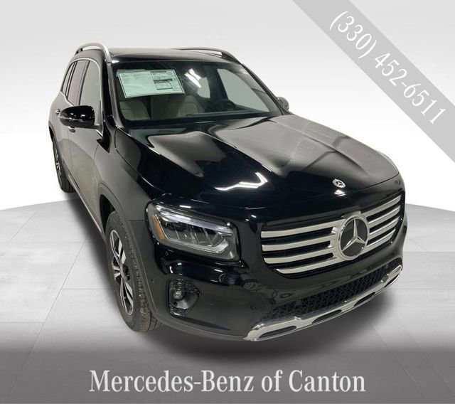 Used 2025 Mercedes-Benz GLB 250 4MATIC image 1