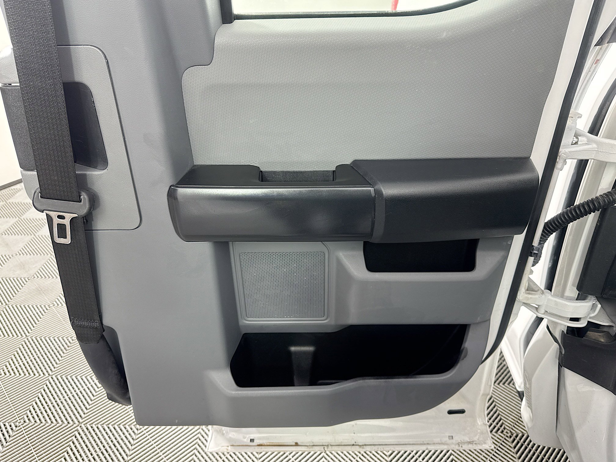 Used 2022 Ford F150 XL image 25