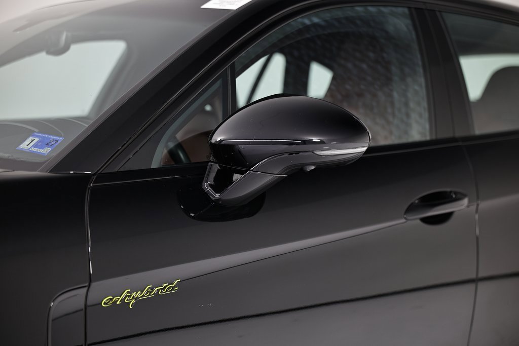 Certified 2023 Porsche Panamera 4S image 13