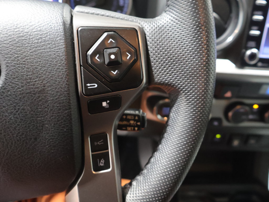 Certified 2023 Toyota Tacoma SR5 AWD/4WD image 34