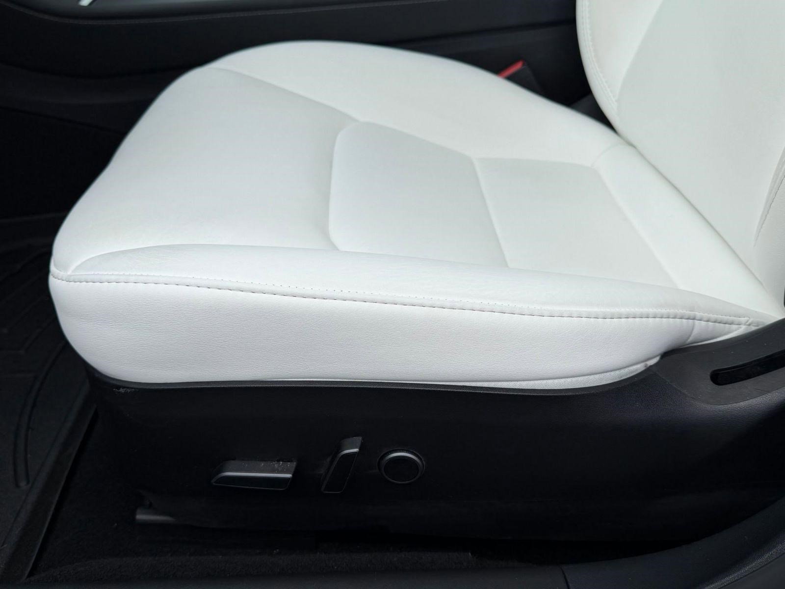 Used 2021 Tesla Model 3 Performance image 14