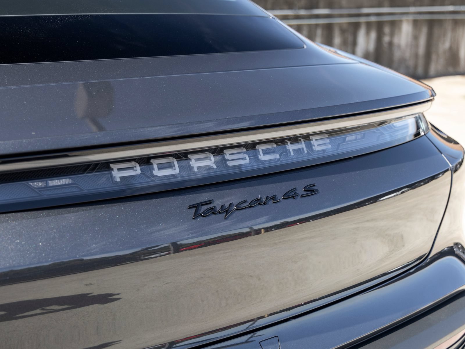 Certified 2025 Porsche Taycan 4S AWD/4WD image 23