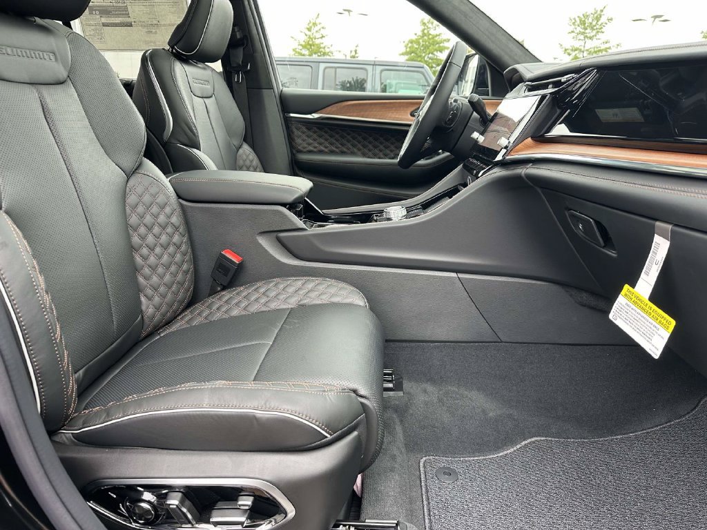 New 2027 Jeep Grand Cherokee Summit AWD/4WD image 16