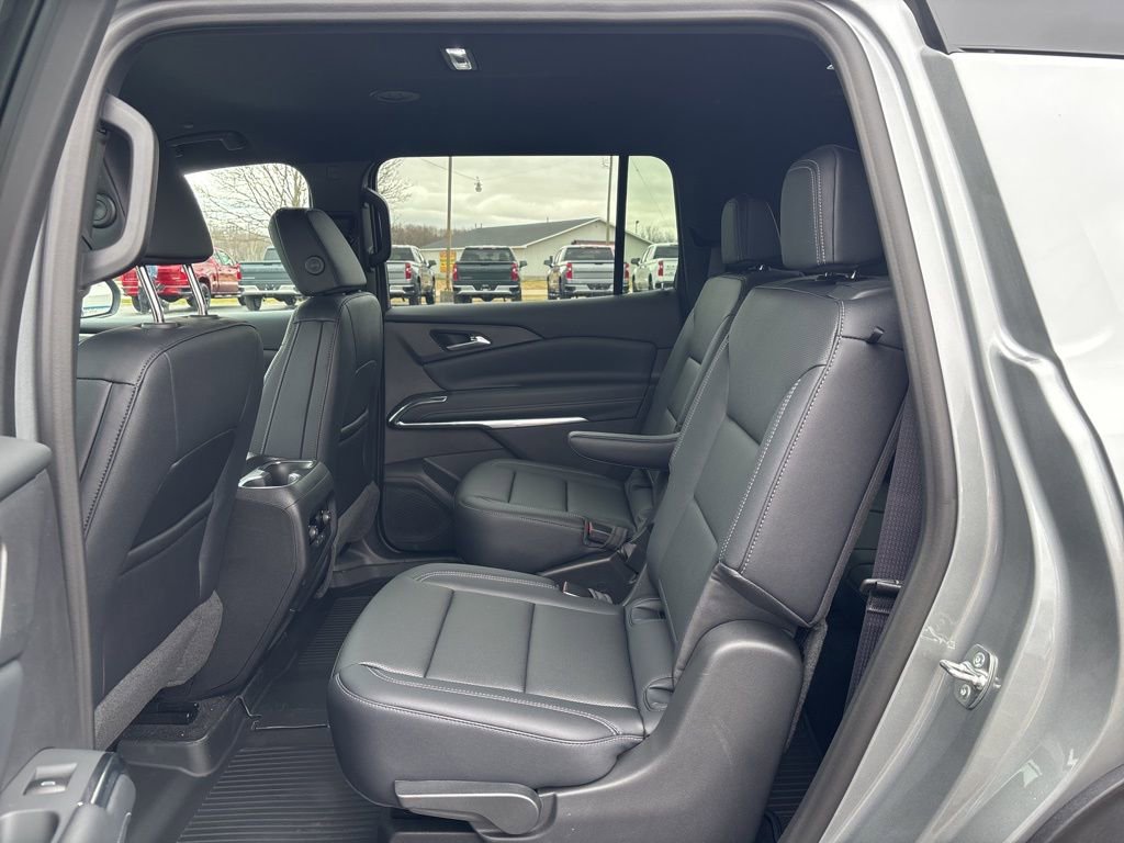 New 2026 Chevrolet Traverse LT image 10