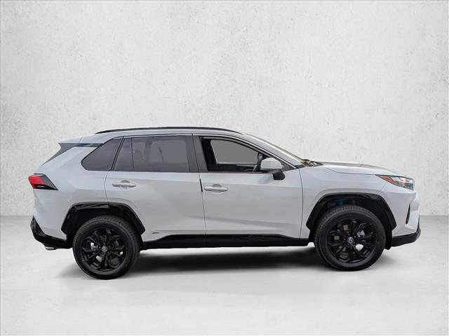 Used 2023 Toyota RAV4 SE w/ Convenience Package AWD/4WD image 5