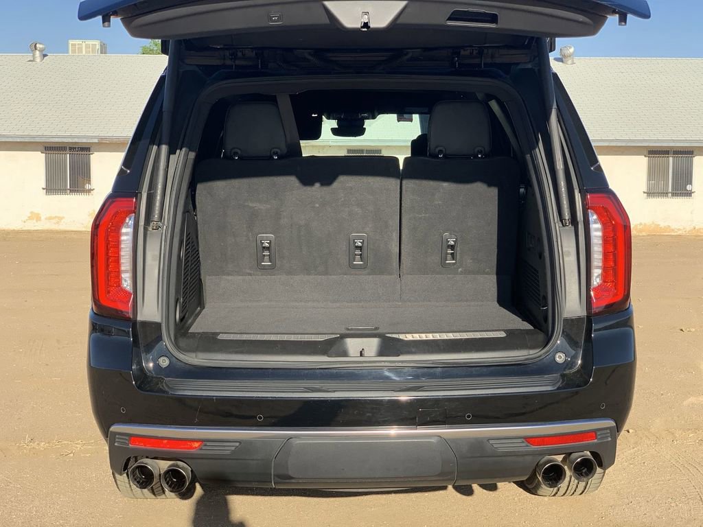 Certified 2023 GMC Yukon Denali w/ Advanced Technology Package image 25