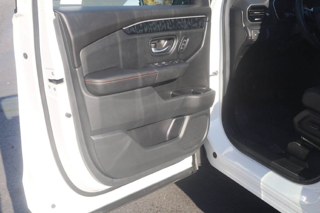 Used 2026 Honda Passport TrailSport Elite image 3