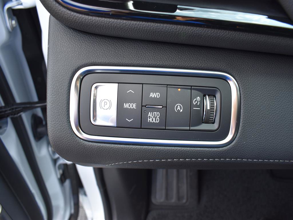 New 2026 Buick Enclave Avenir w/ Super Cruise Package image 16