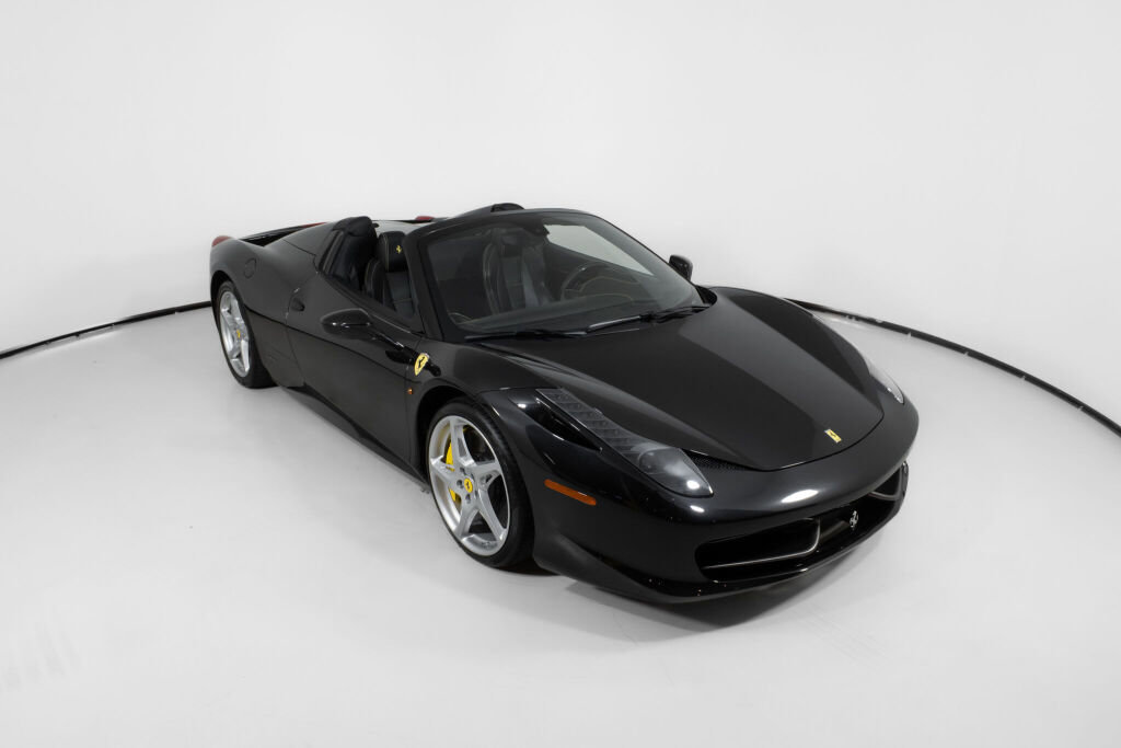Used 2015 Ferrari 458 Spider RWD image 23