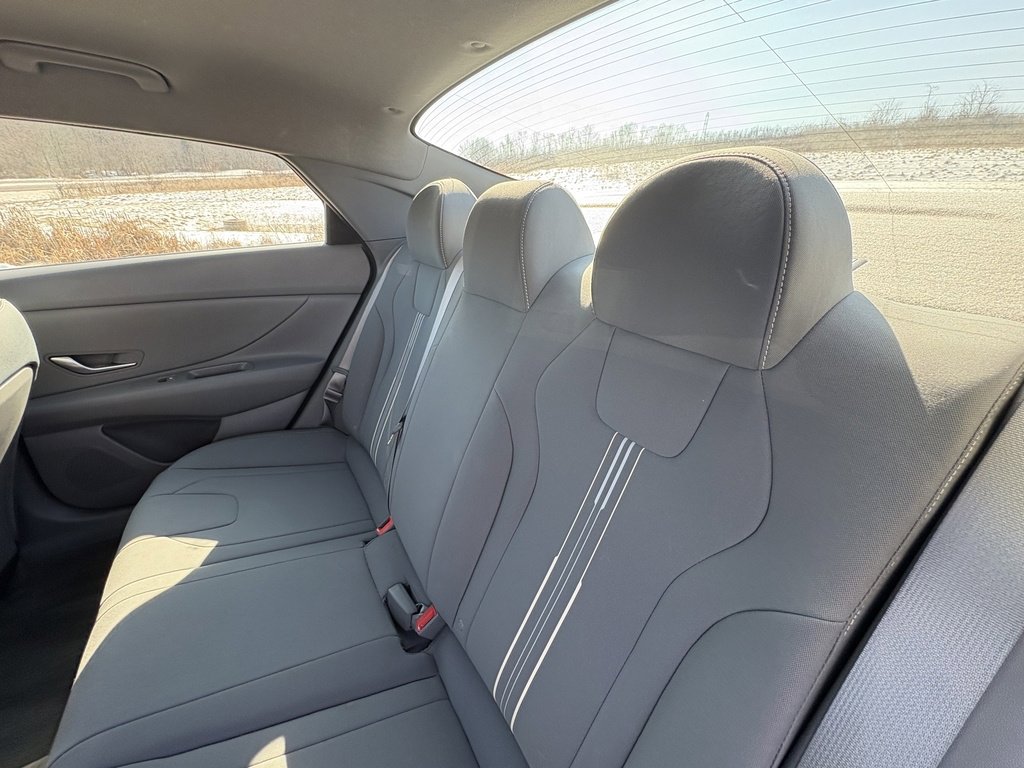 Used 2023 Hyundai Elantra SEL image 20